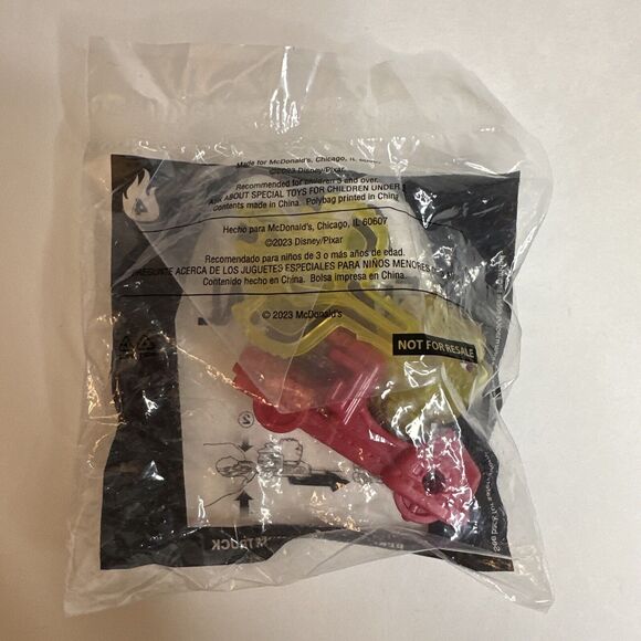 MCDONALDS HAPPY MEAL TOYS Disney Pixar Elemental 2023- #4 Bernie On The Tanker - Picture 2 of 2